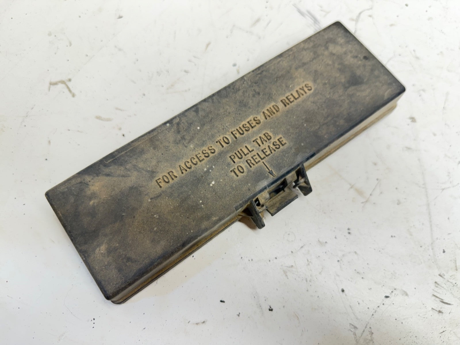 97-00 Jeep TJ Wrangler Fuse Box Cover 56009423 Power Distribution Center Block