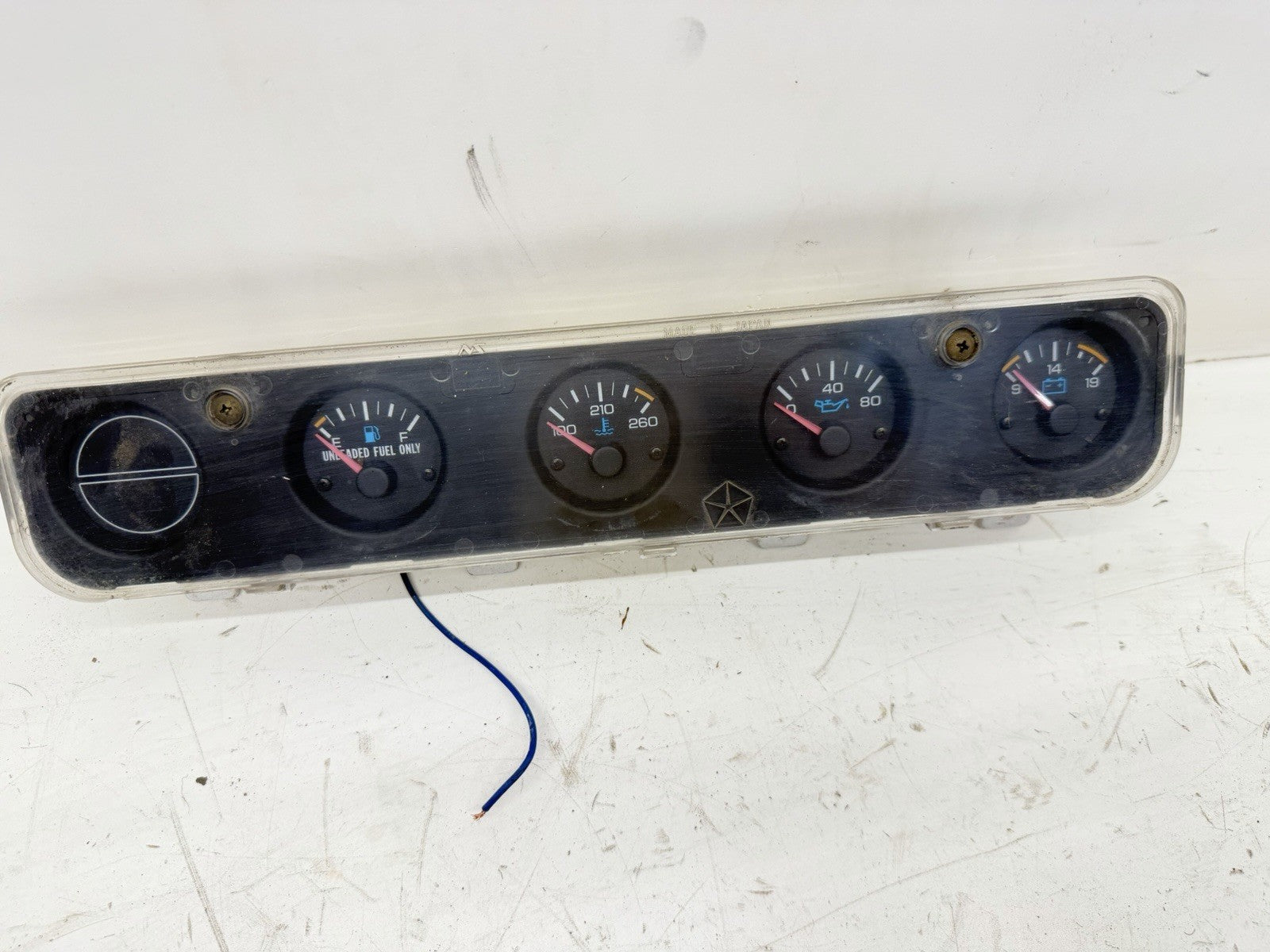 Jeep Wrangler YJ 92-1995 Dash Instrument Center Gauge Cluster Temp Oil Volt Gas