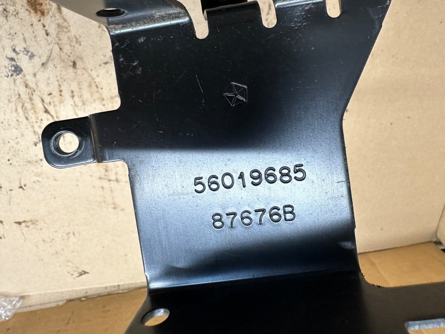 Jeep Wrangler TJ 97-06 Dash Bulkhead Mount Bracket Factory Fuse Under Behind OEM
