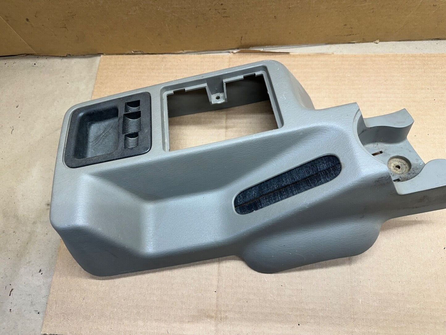 97-06 Jeep TJ Khaki Center Console Wrangler Front Half Factory OEM Cup Holder OE