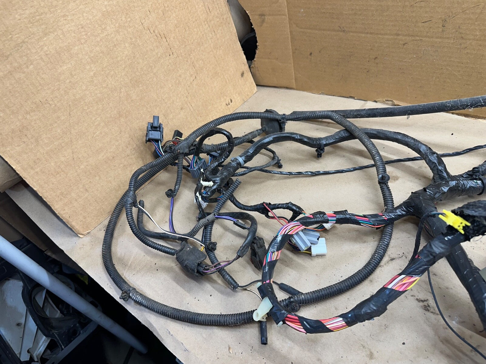 2005 Jeep Wrangler TJ RUBICON 4.0L Body Wiring Wire Harness 56050733AB Dash Rear