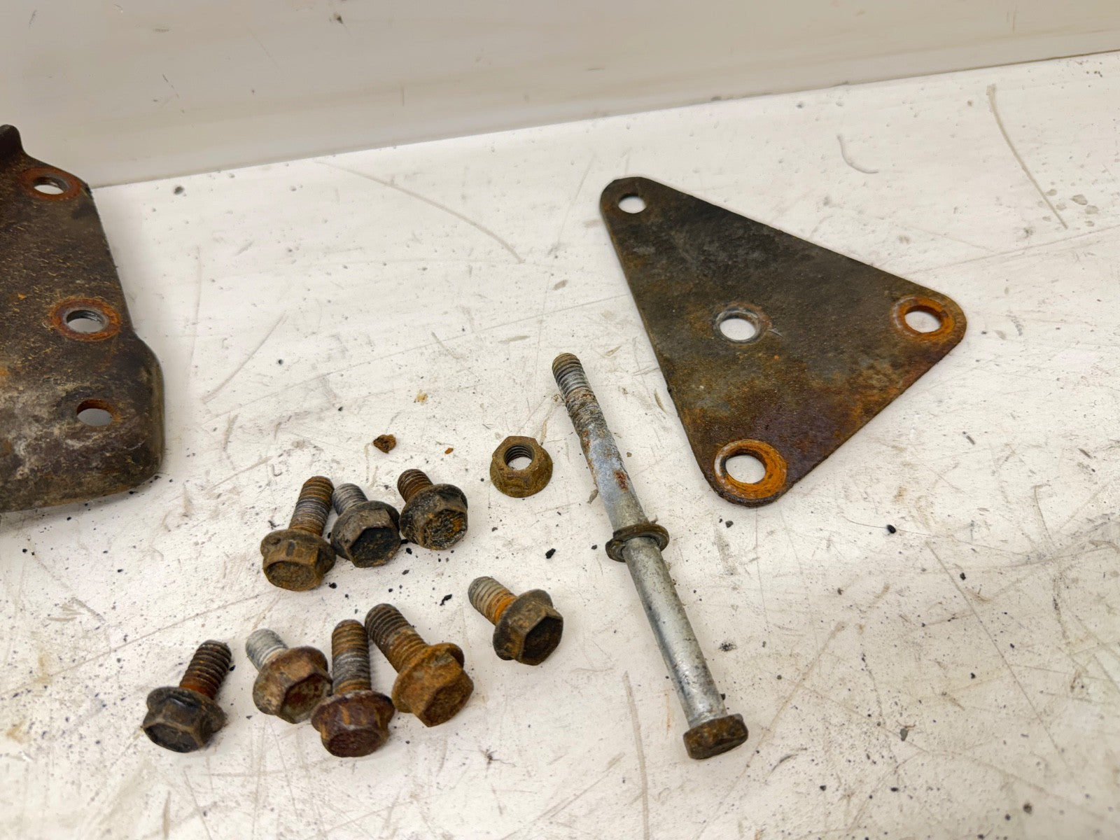 76-90 Jeep Wrangler YJ CJ 5 7 4.2 L Power Steering Pump Brackets V-Belt 258 ci.