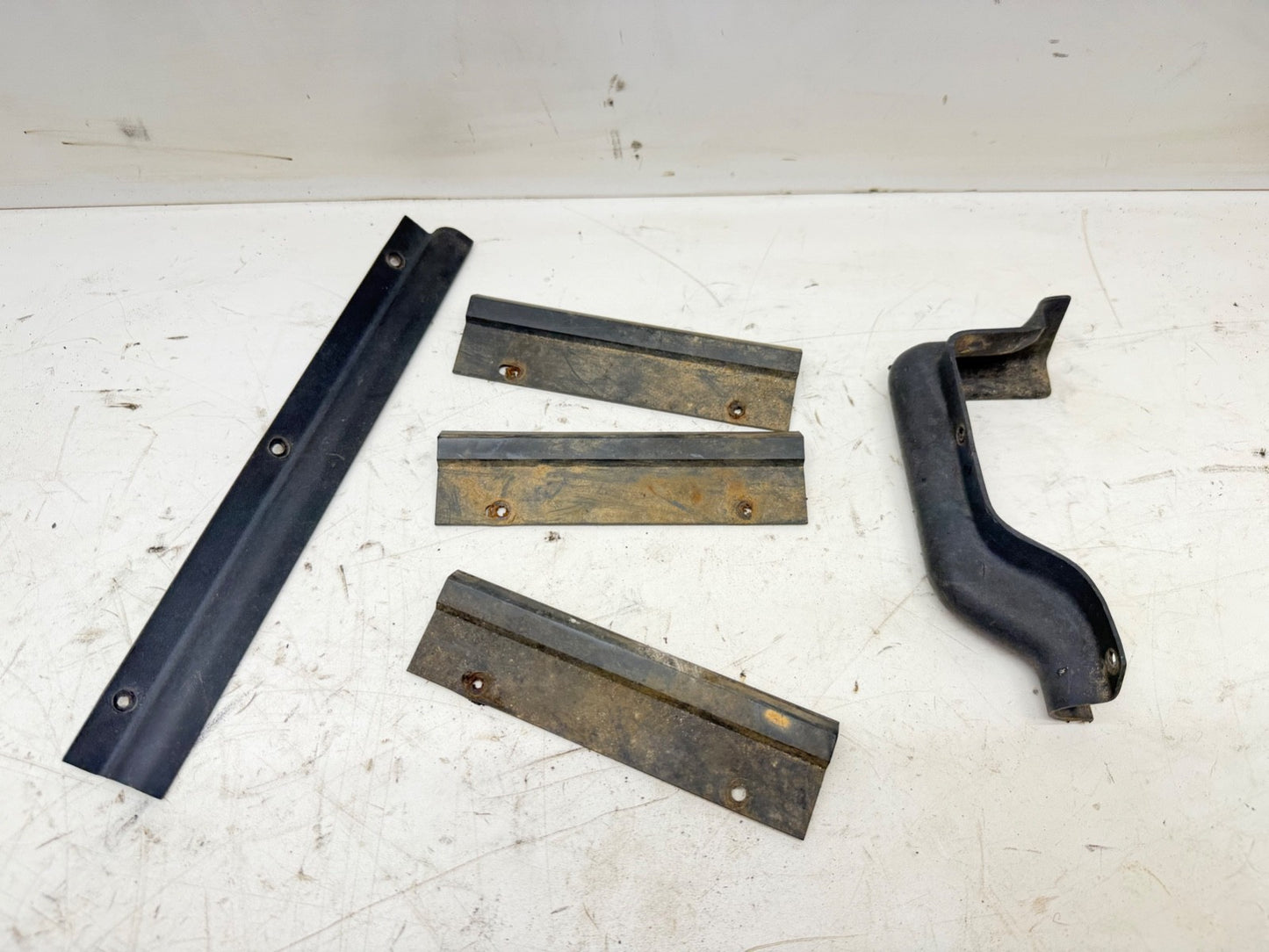 87-95 Jeep Wrangler YJ OEM Body Wire Wiring Harness Covers Guard Rear Plastic OE