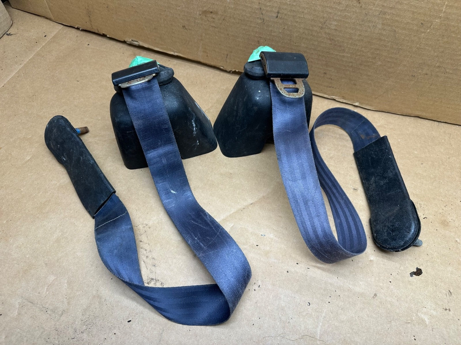 92-95 Jeep Wrangler YJ Rear Back Pair Seat Belt Buckle OEM Seatbelt Factory