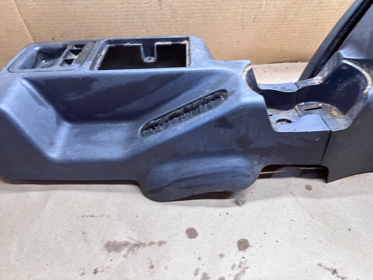 97-06 Jeep TJ Grey Center Console W/ Subwoofer Wrangler 2 Piece Sub Speaker OEM