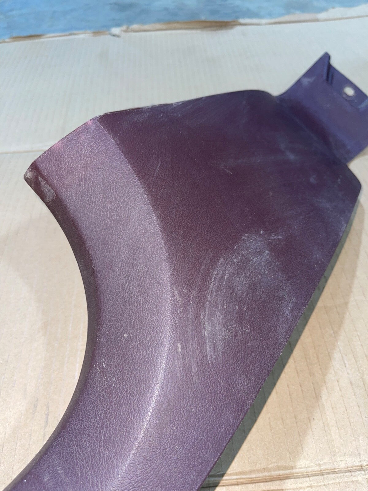 86-92 Jeep Comanche RED GARNET Plastic Interior DOOR SILL Trim Passenger Right R