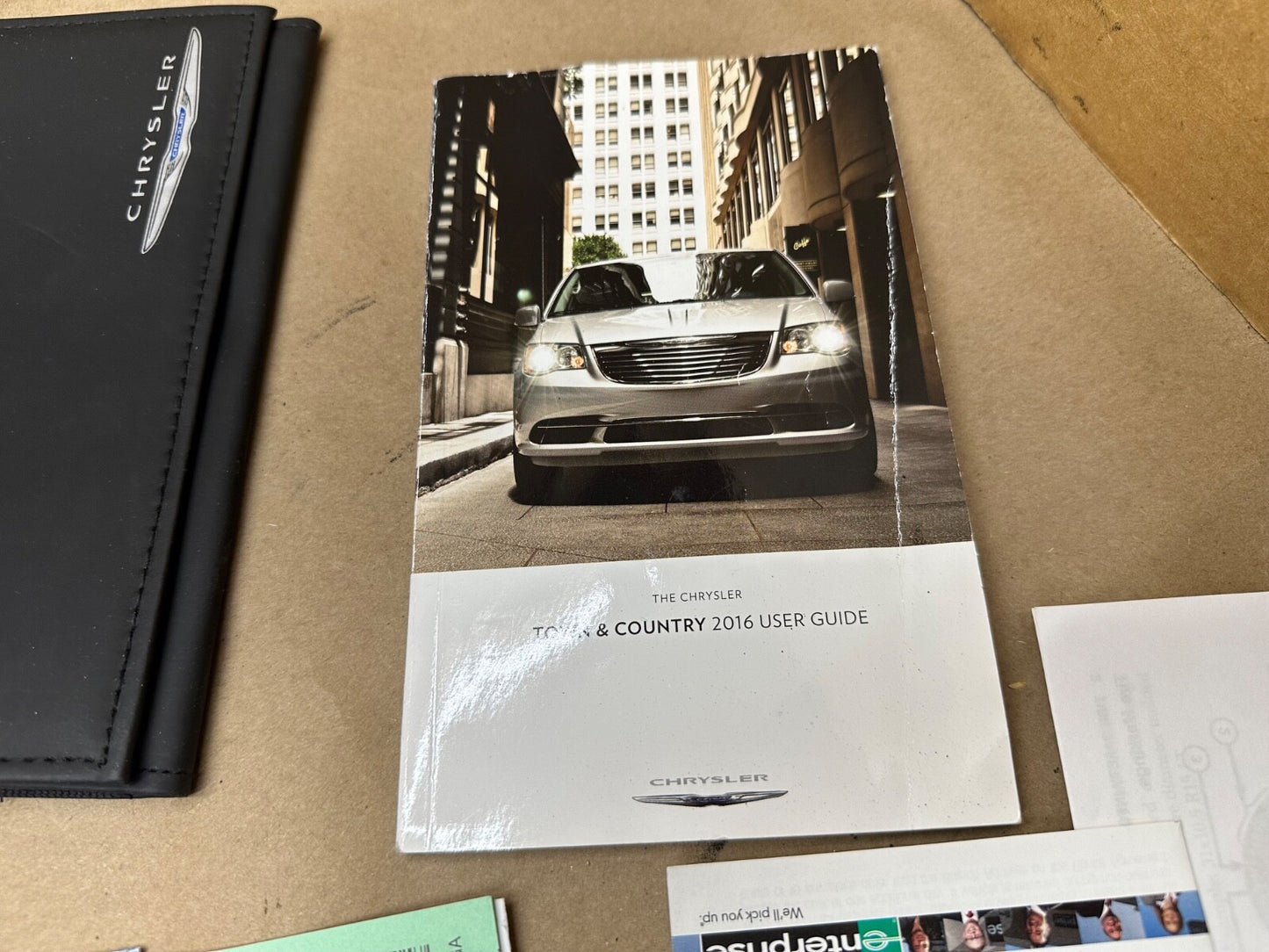 2016 Chrysler Town and & Country Owners Manual User Guide Case OEM 16 Factory