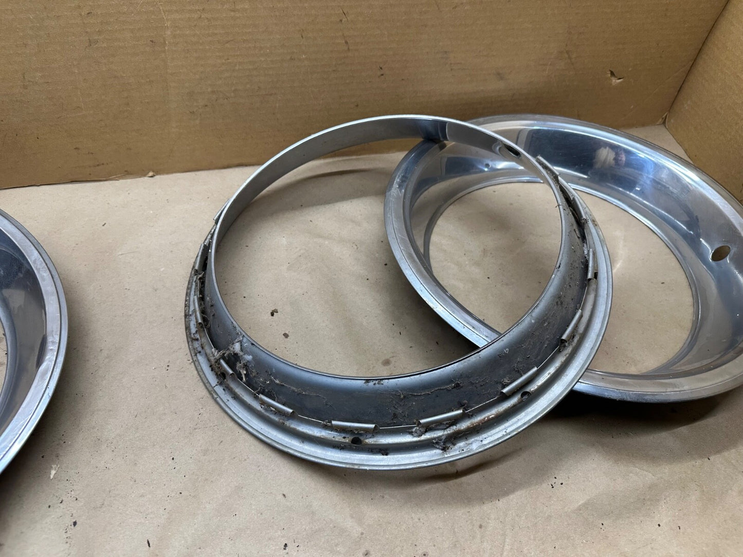 Set of 4 Jeep Cherokee XJ Wrangler YJ TJ OEM Chrome Trim Beauty Ring Wheel 15"