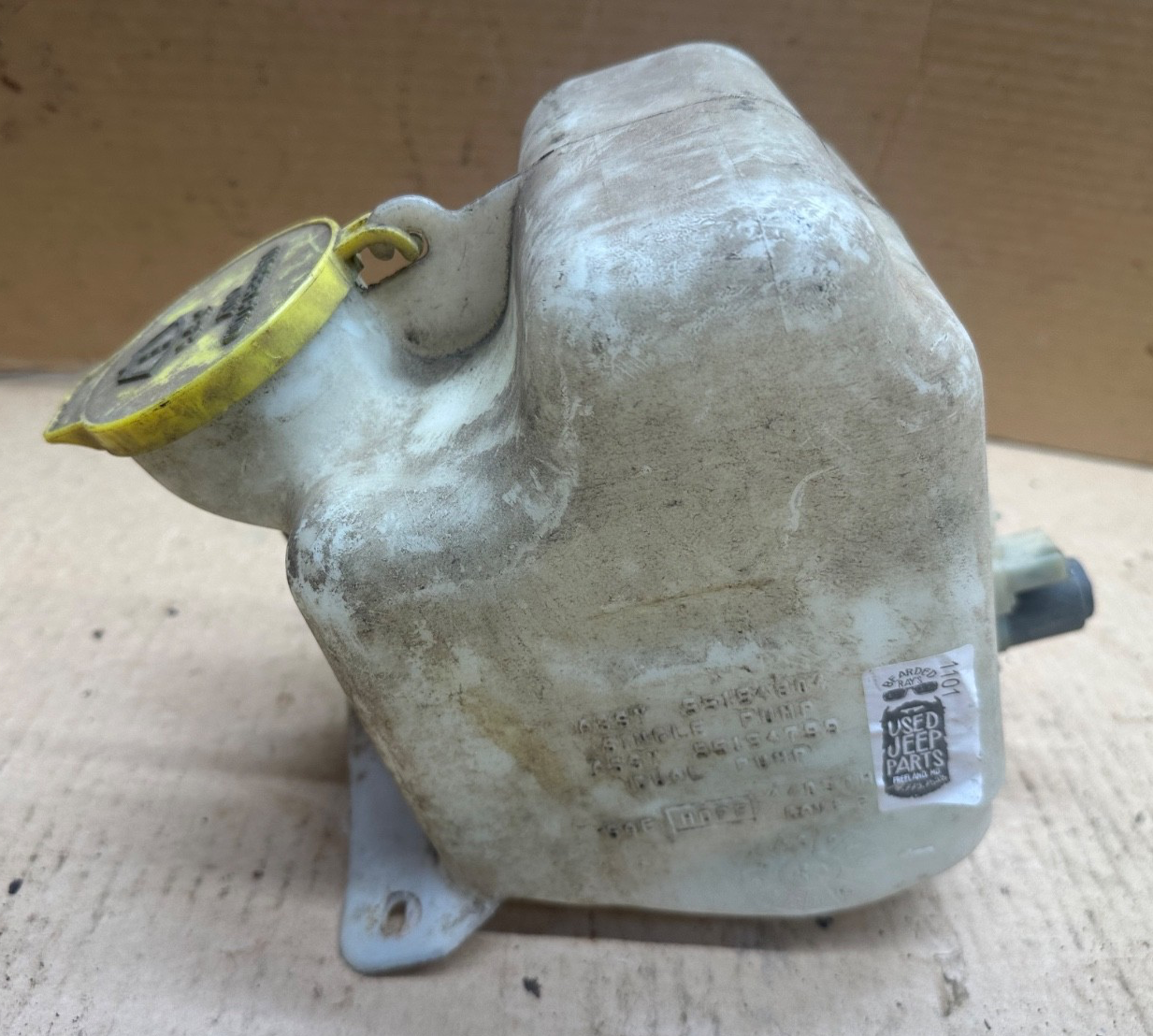 97-02 Jeep TJ Wrangler Single Pump Windshield Washer Reservoir Tank OEM 55154804
