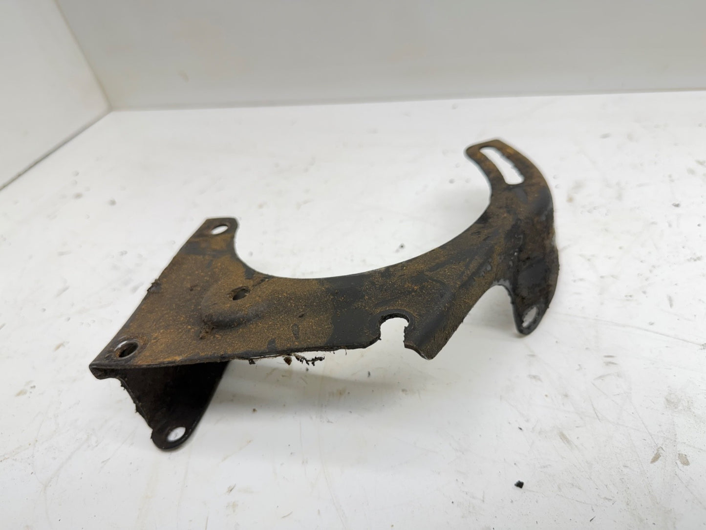 Jeep Wrangler YJ CJ 76-90 OEM 4.2L 2.5 Alternator Engine Mounting Bracket Mount