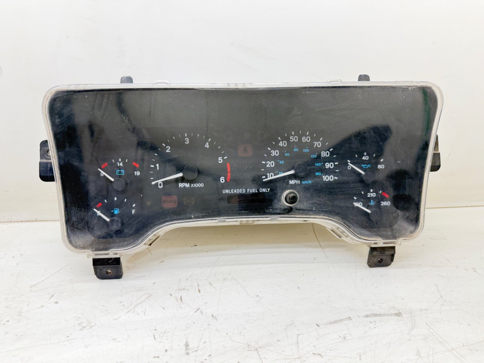 97-00 Jeep Wrangler TJ SPEEDOMETER CLUSTER Gauge Speedo Gauge Instrument Tach XJ