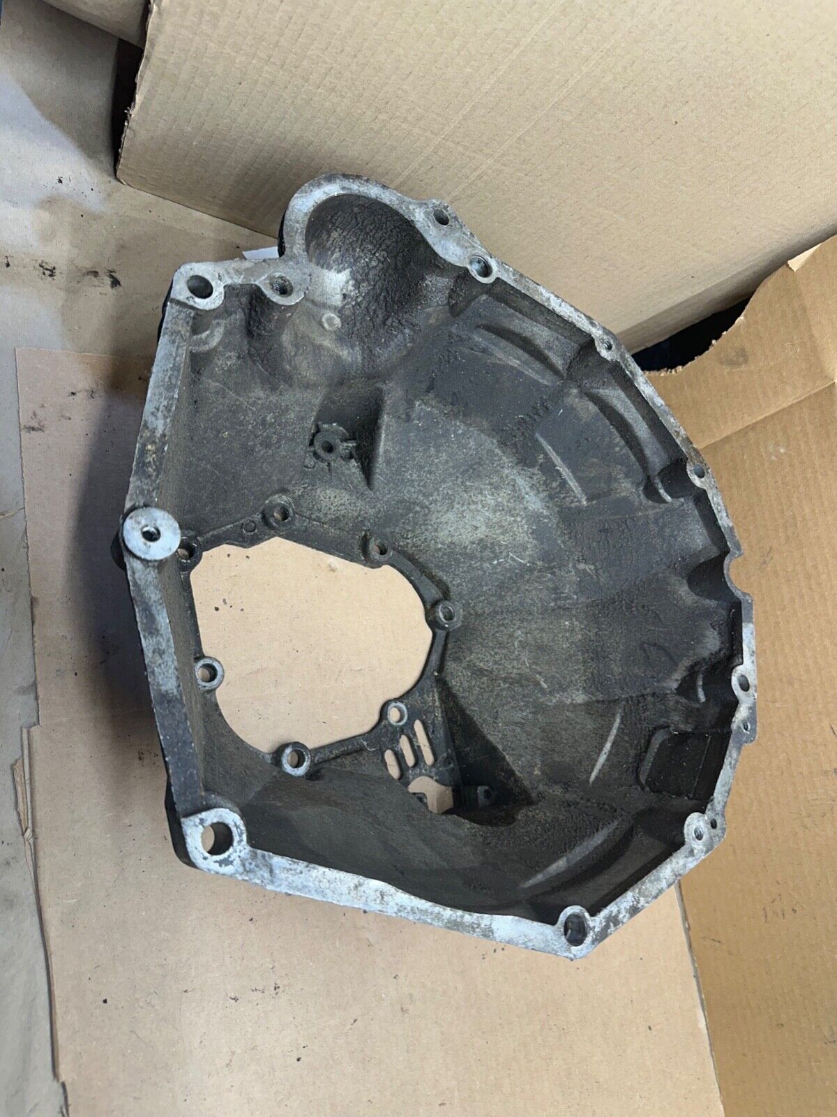 87-90 Jeep Wrangler YJ BA-10 Peugeot Bell Clutch BellHousing 6 Cyl 4.2 L OEM