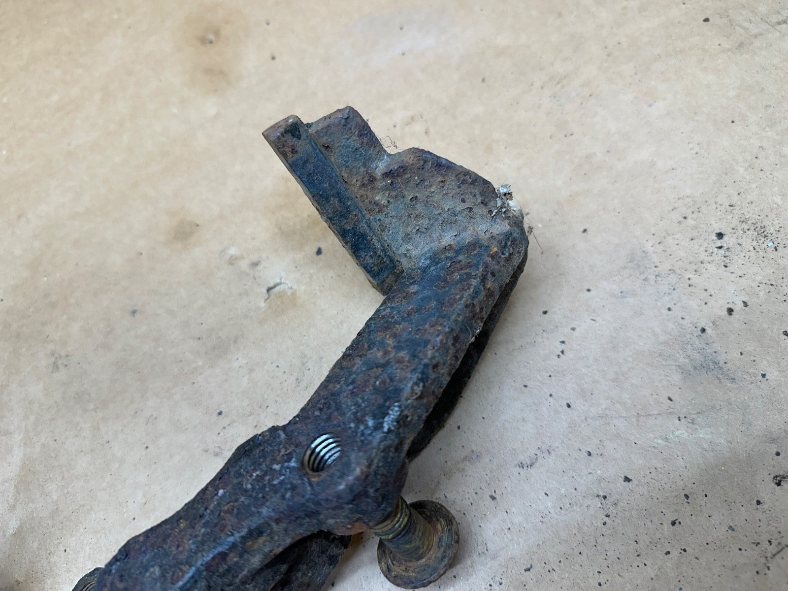 Jeep CJ Dana 30 Front Caliper Brake Mounting Bracket Wide Trac Track OEM L R