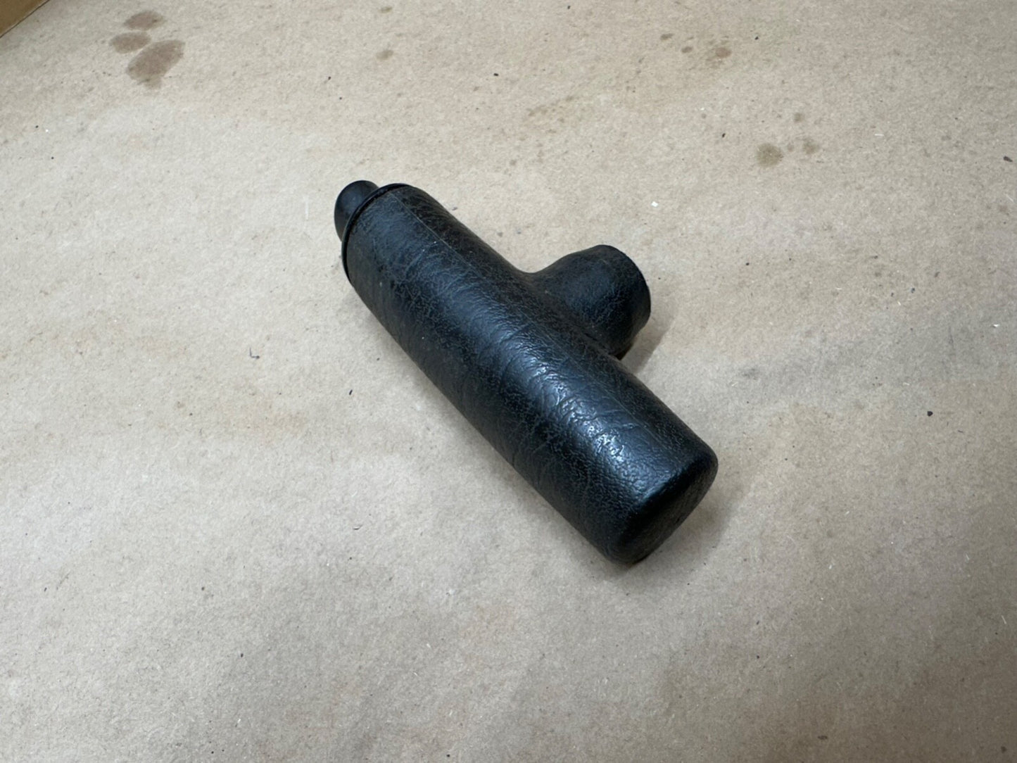 Jeep Cherokee XJ 97-01 OEM Shifter Shift Automatic T-Handle Knob Grip Factory OE
