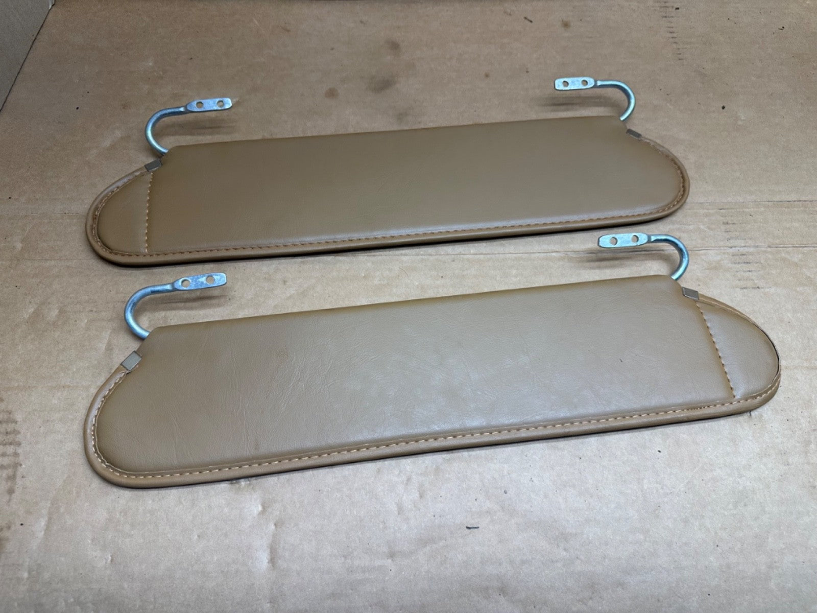 Spice Sun Visor Set 1976-1986 Jeep CJ-7 CJ 5 7 8 Tan Pair Sunvisor Visors 76-86