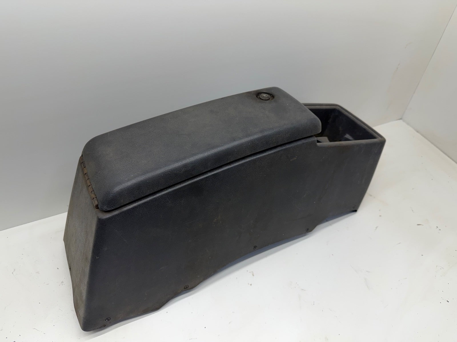 BROKEN LID 91-95 Jeep Wrangler YJ Interior Center Console Grey Gray OEM Factory