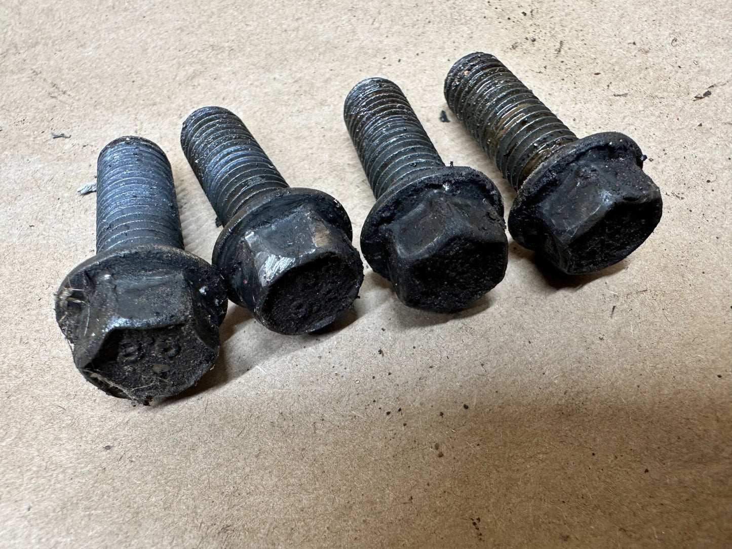 Bolt Jeep CJ 76-86 Manual Transmission to Bellhousing Bolts CJ5 CJ7 Bell Housing
