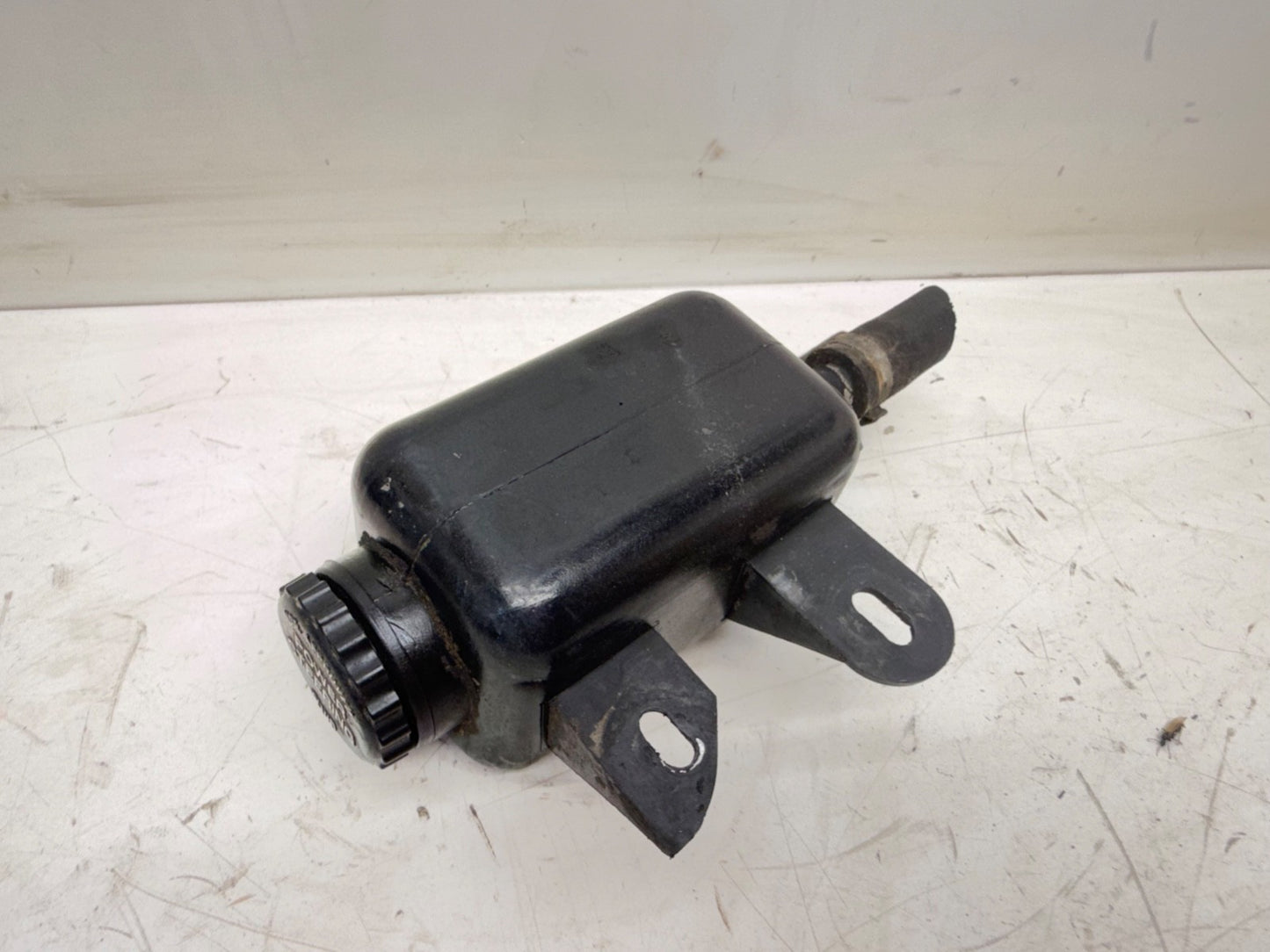 Jeep YJ Wrangler Power Steering Fluid Bottle Tank Reservoir 52004991 91-95 OEM