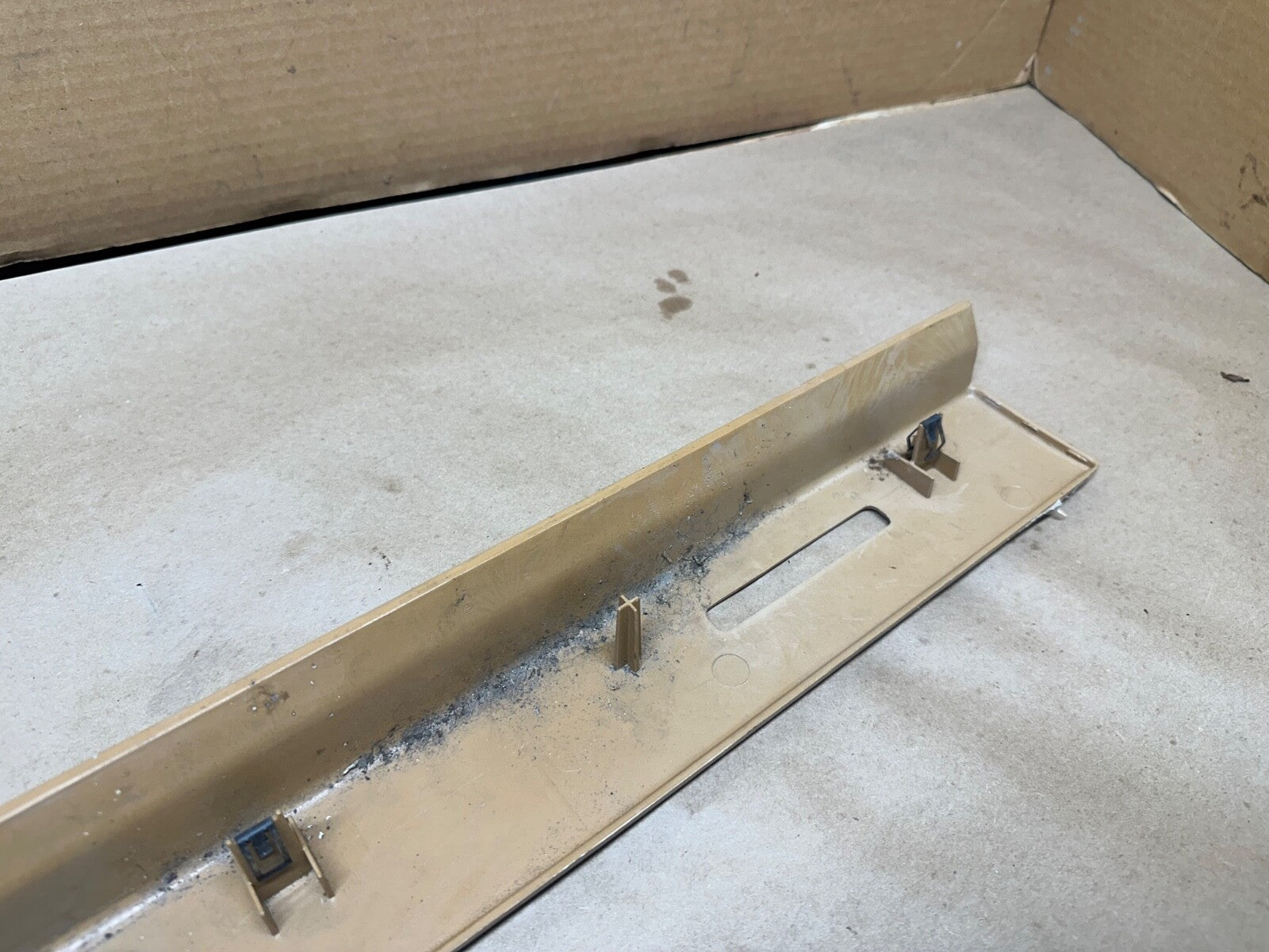 97-06 Jeep Wrangler TJ Dash Cowl Vent Trim Bezel Defrost OEM Tan Factory Beige