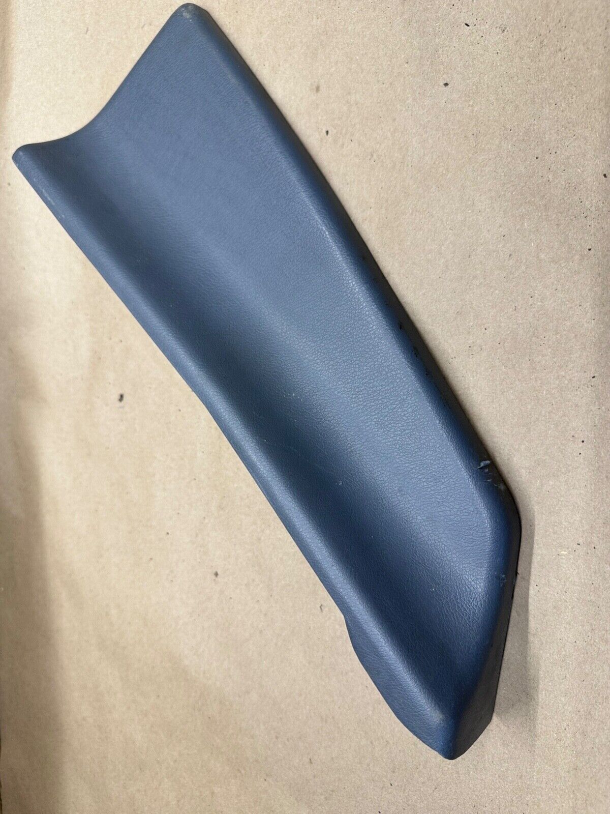 84-96 Jeep Cherokee XJ Passenger Side Manual Seat Track Trim Right Lower Cover
