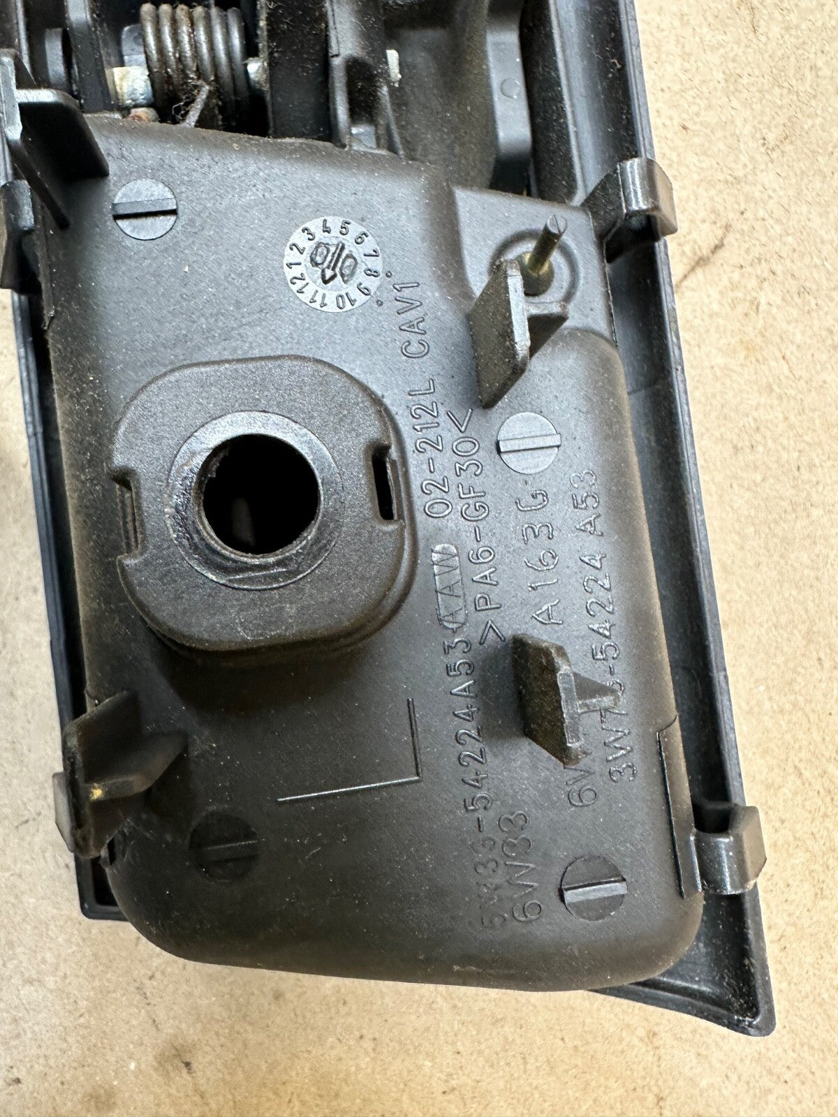 03-11 FORD CROWN VICTORIA FRONT Left Drivers SIDE INSIDE DOOR HANDLE Inside OEM