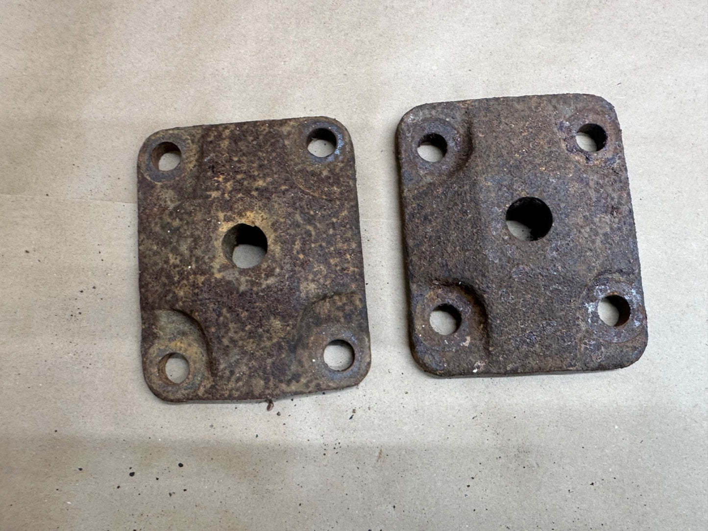 Jeep Dana 44 Rear Axle U Bolt Leaf Spring Plates Plate Cherokee Grand Wagoneer