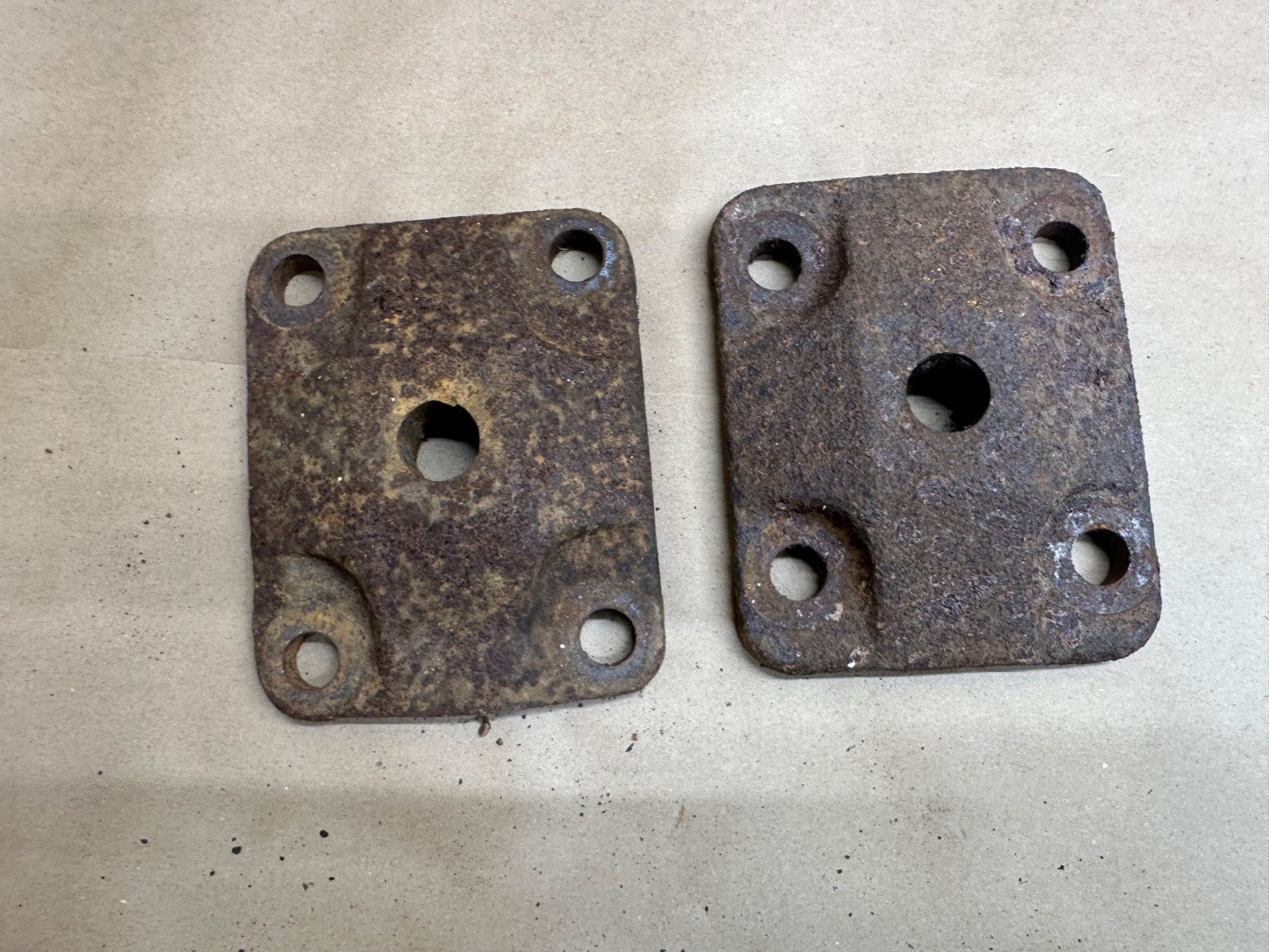 Jeep Dana 44 Rear Axle U Bolt Leaf Spring Plates Plate Cherokee Grand Wagoneer