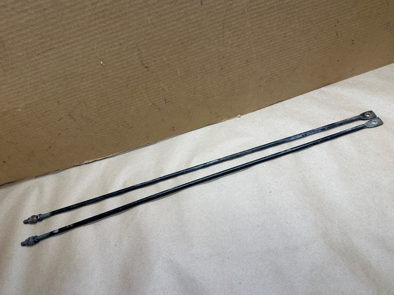 87-95 Jeep Wrangler YJ Grill Grille Support Rods Hood Radiator Support Rod Brace