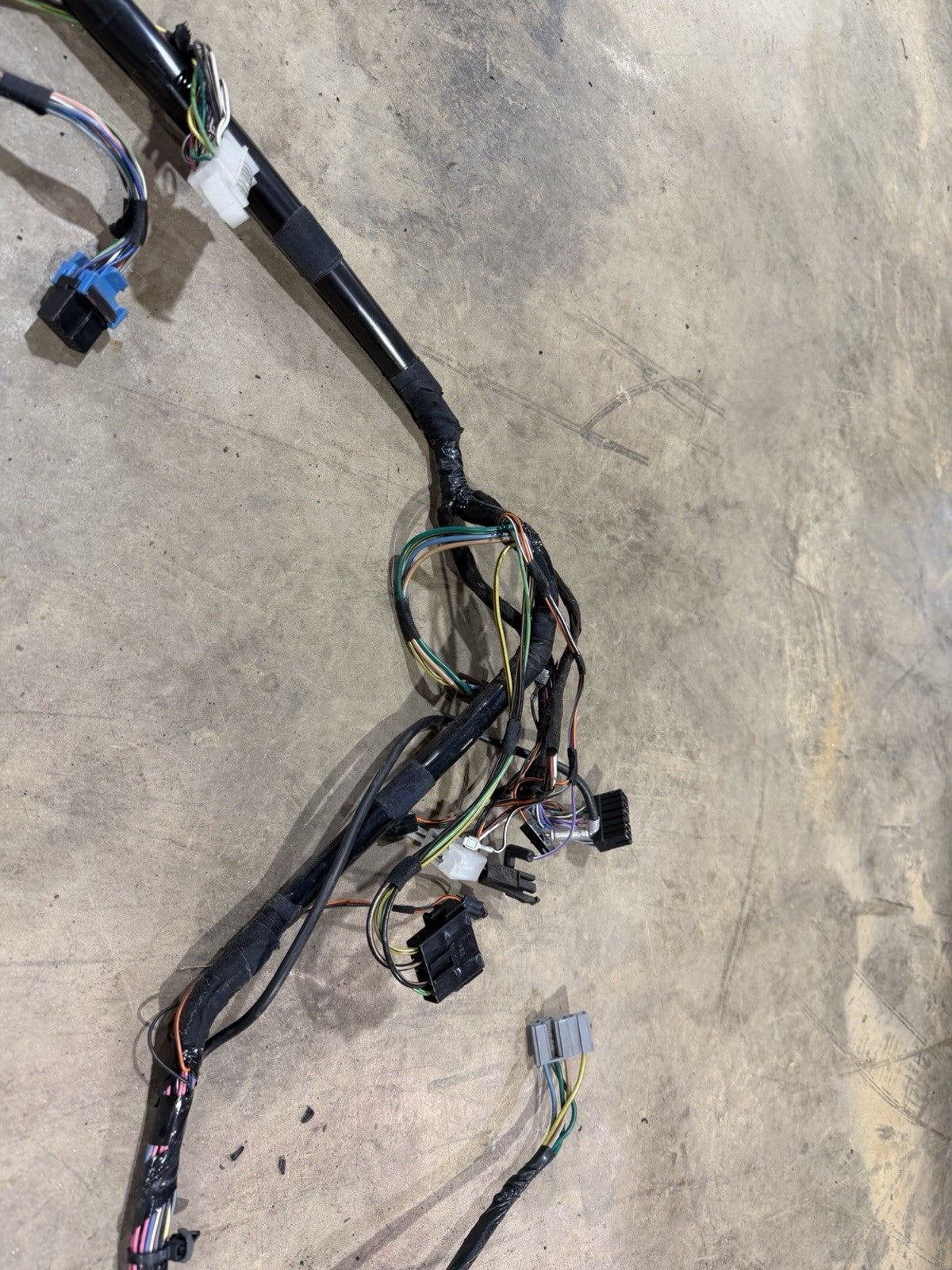 95 1995 JEEP CHEROKEE XJ DASH WIRE HARNESS FUSE BOX RELAYS 4.0L AT Wiring Panel