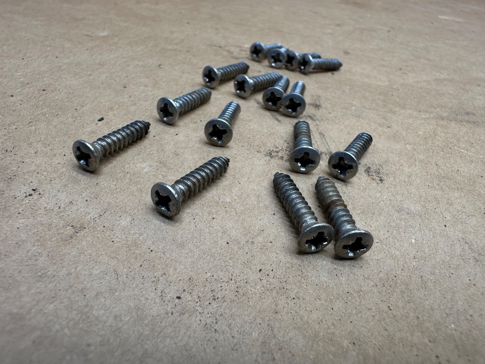 16 Stainless Headlight Trim Screws 87-95 Jeep Wrangler YJ Phillips Surround OEM