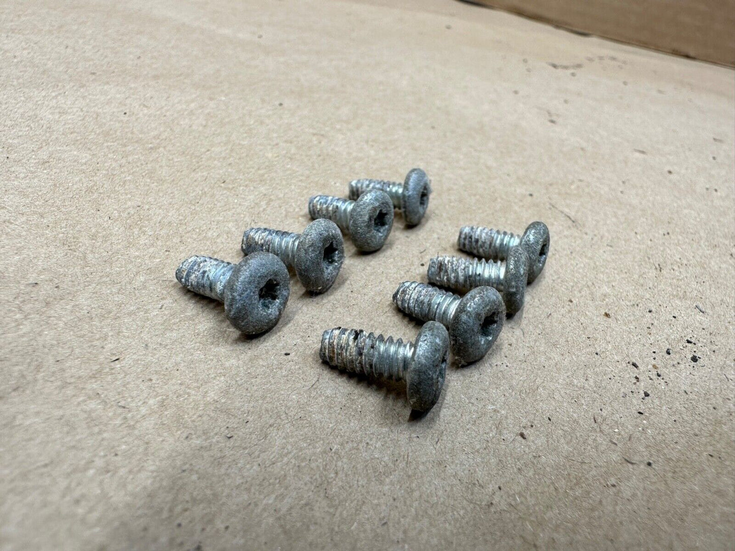 87-95 Jeep Wrangler YJ Sunvisor Sun Visor Bolt Set Factory OEM Hardware SCREWS