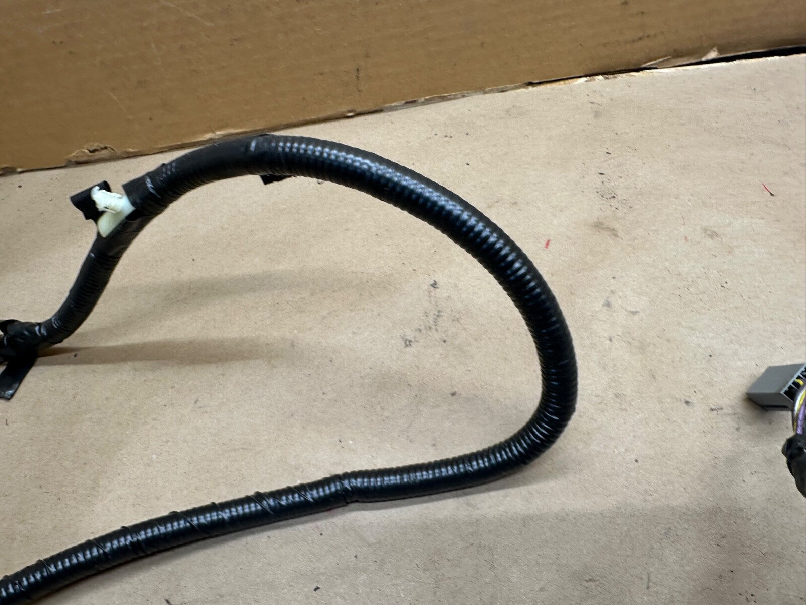 08-11 Ford Crown Victoria Trunk Wiring Harness Vic 8w7t-14a227-ba Wire Plug OEM