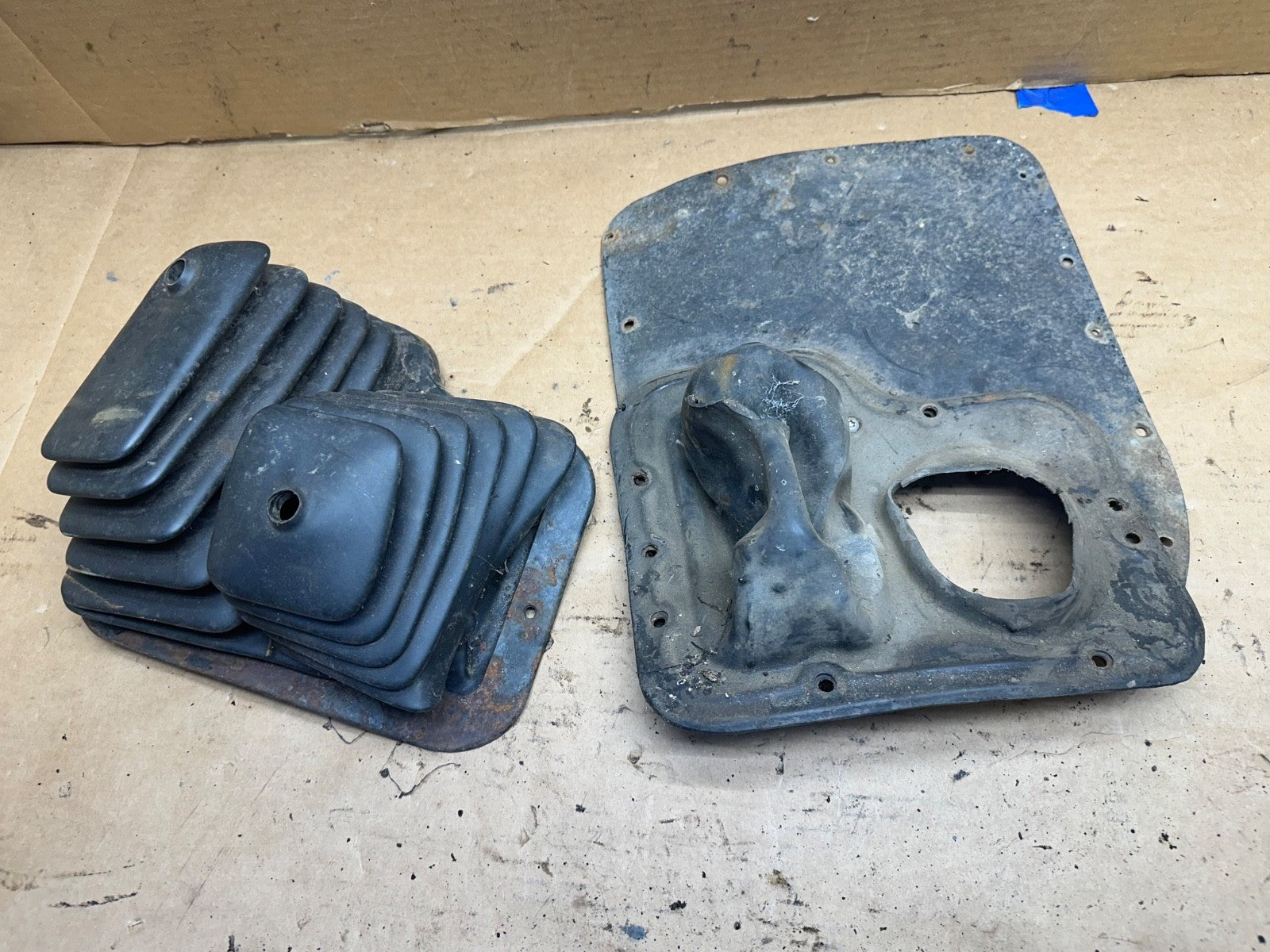 87-95 Jeep Wrangler YJ Manual 5 speed Transmission Tunnel Cover Plate TCASE BOOT
