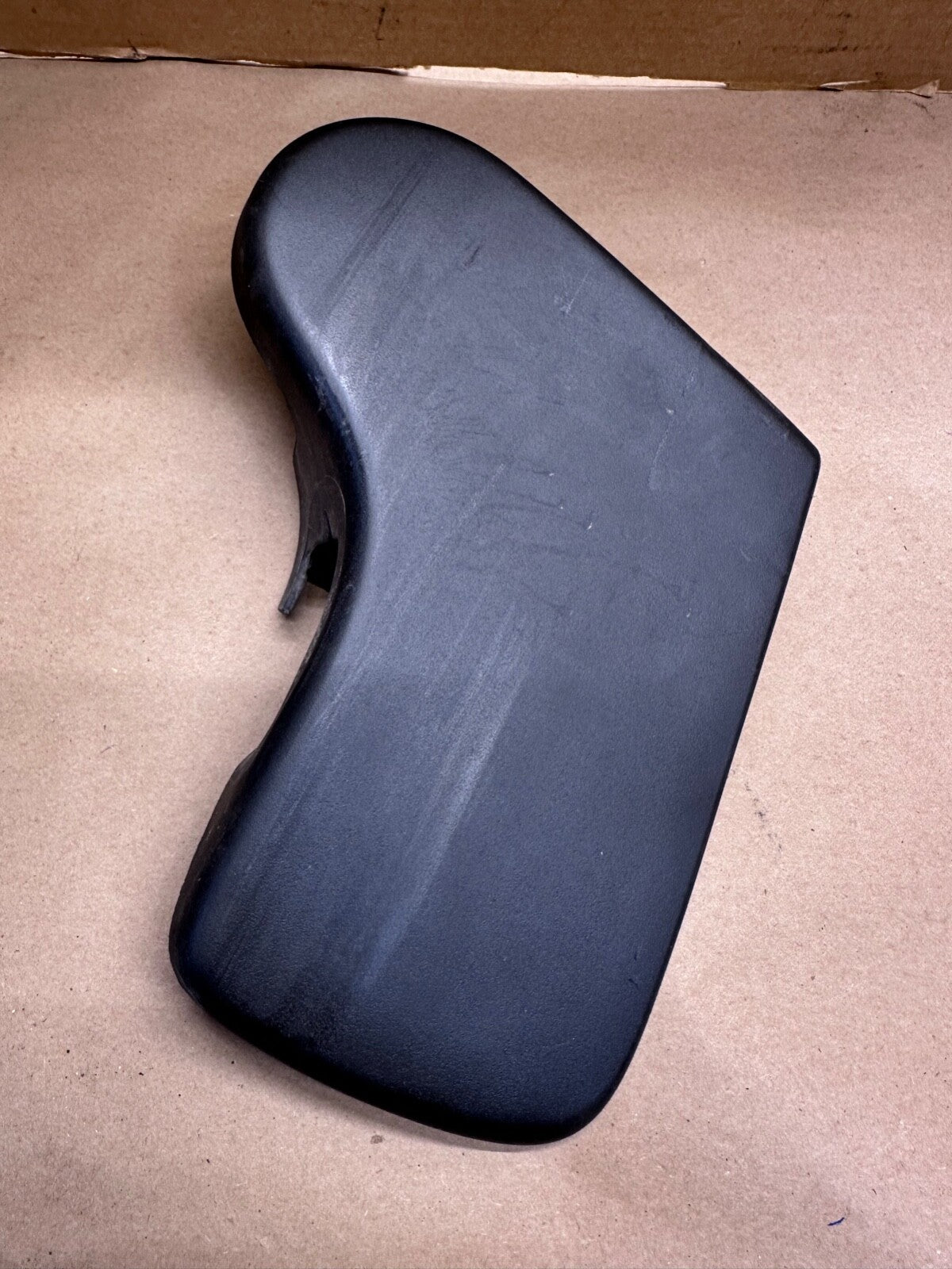 2007-2013 Chevy Silverado GMC Right Passenger Front Seat Side Buckle Trim Cover 