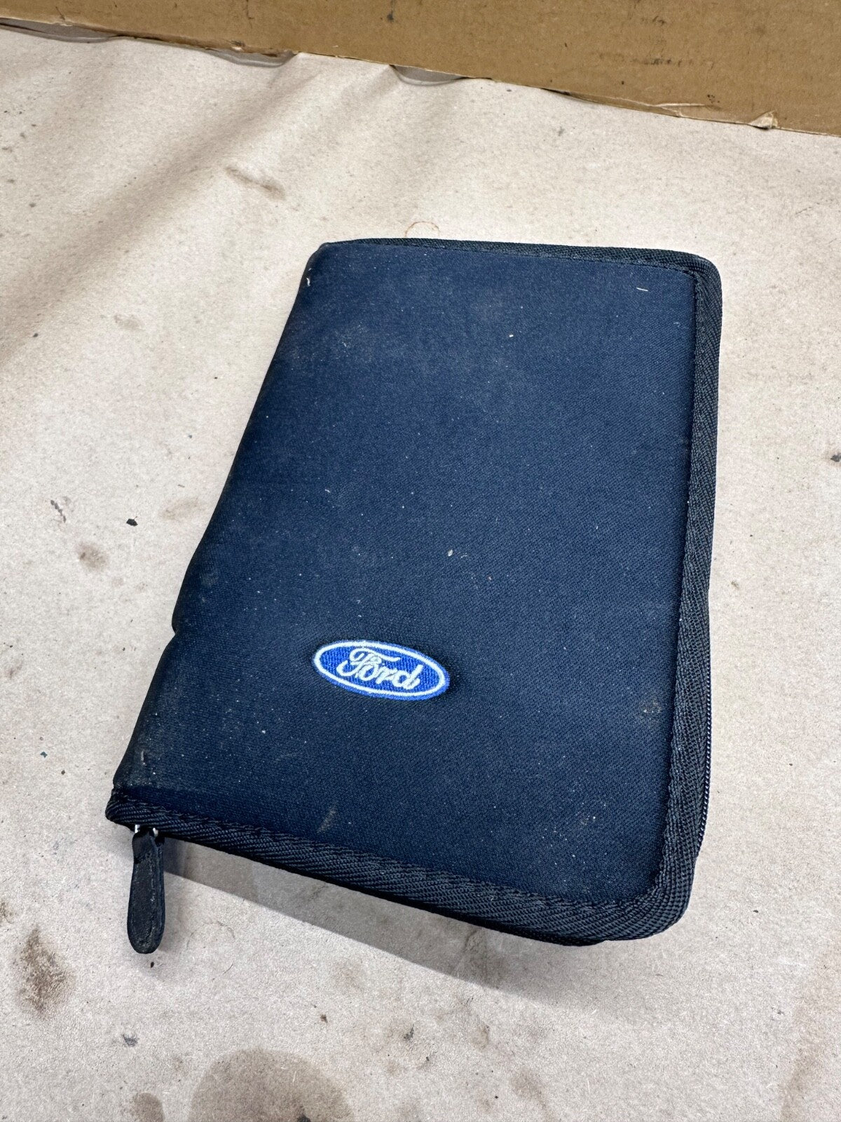 2010 Ford E-Series Econoline Owners Manual w/ Case & Supplements E150 E250 E350