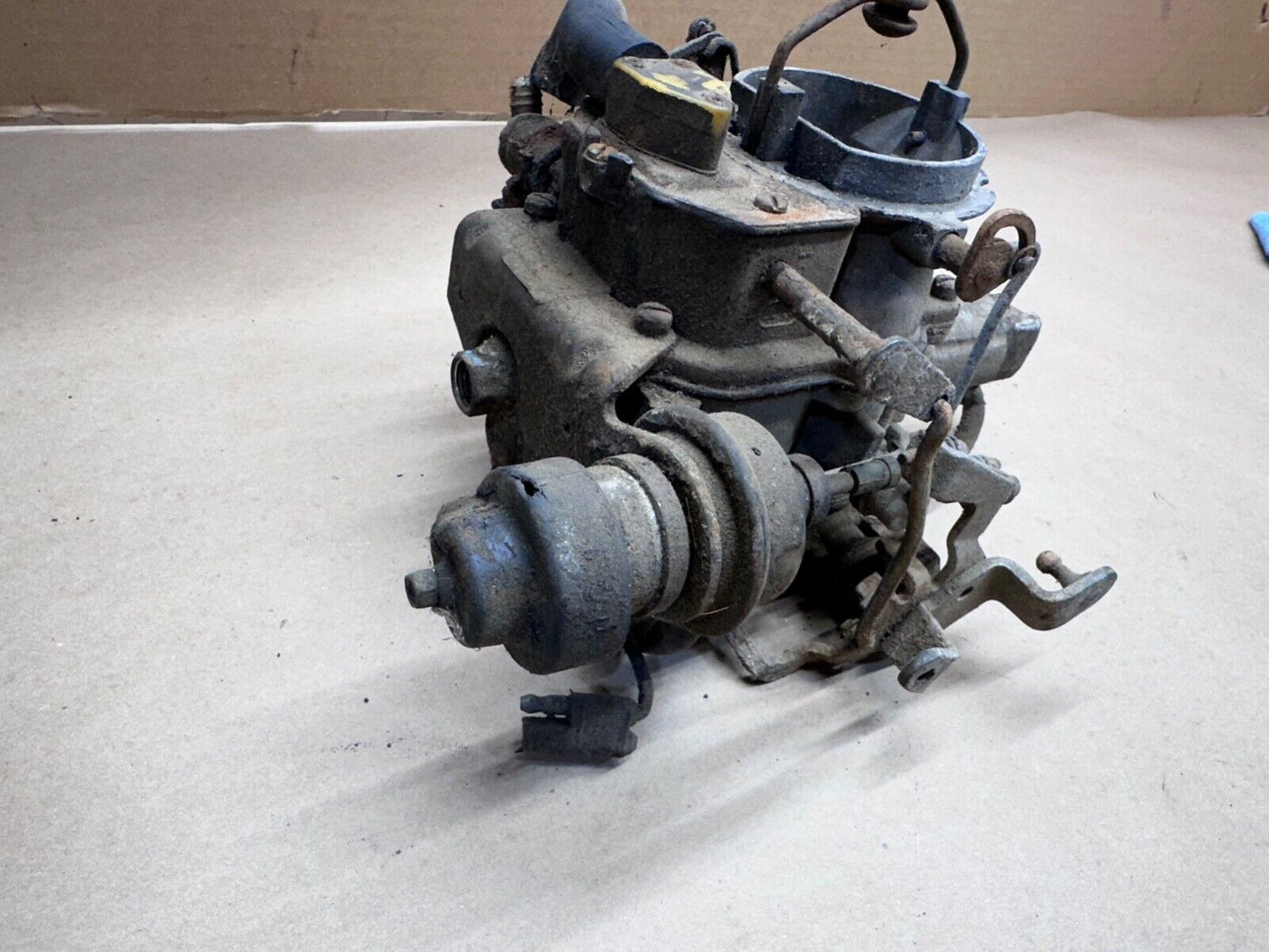 76-90 Jeep YJ CJ Carter BBD 2 Barrel Carburetor Carb 4.2L Wrangler 4.2 L 258 OEM