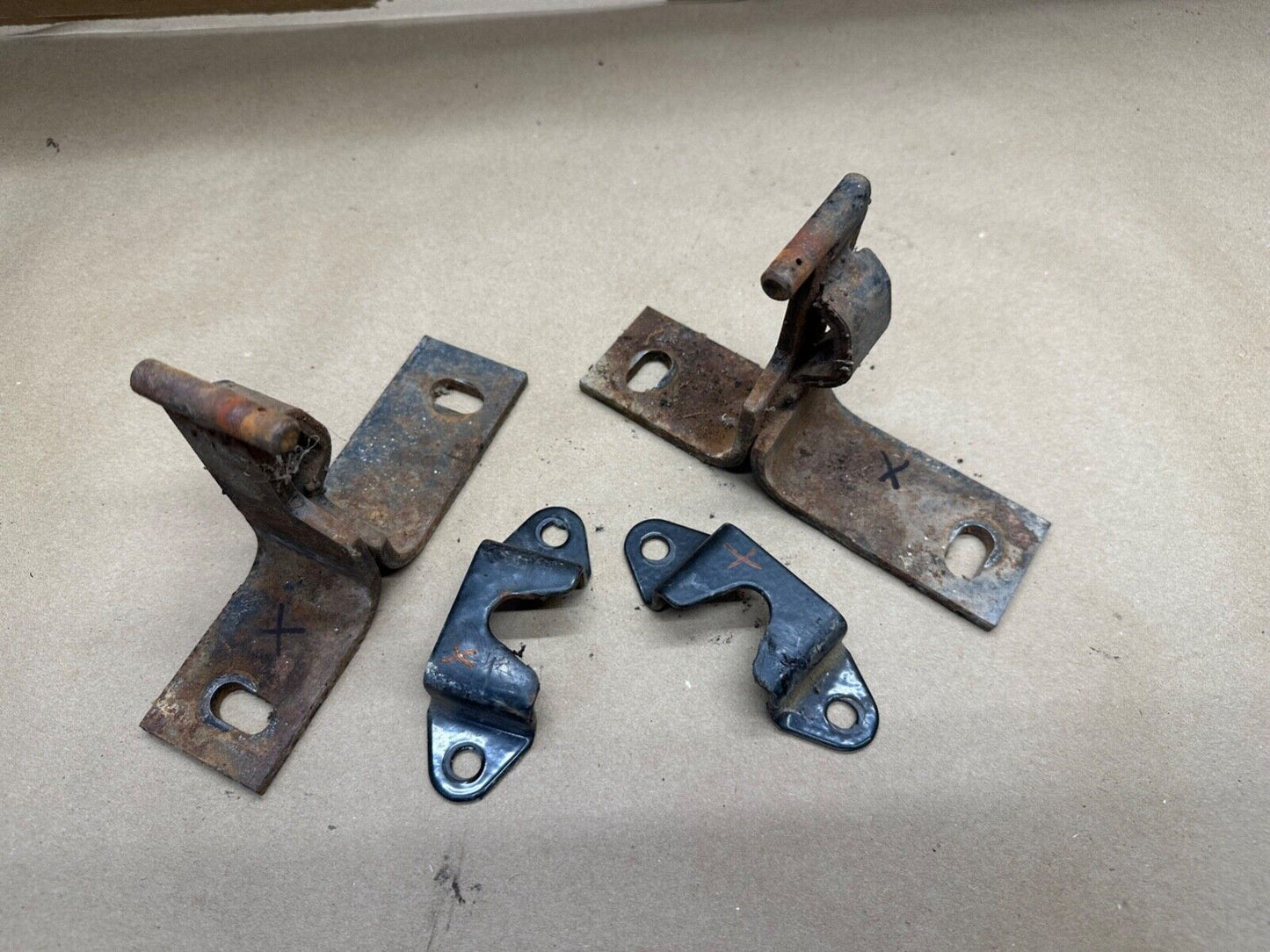 87-95 Jeep YJ Back Seat Brackets Wrangler Rear Compete Set OEM Fold and Tumble