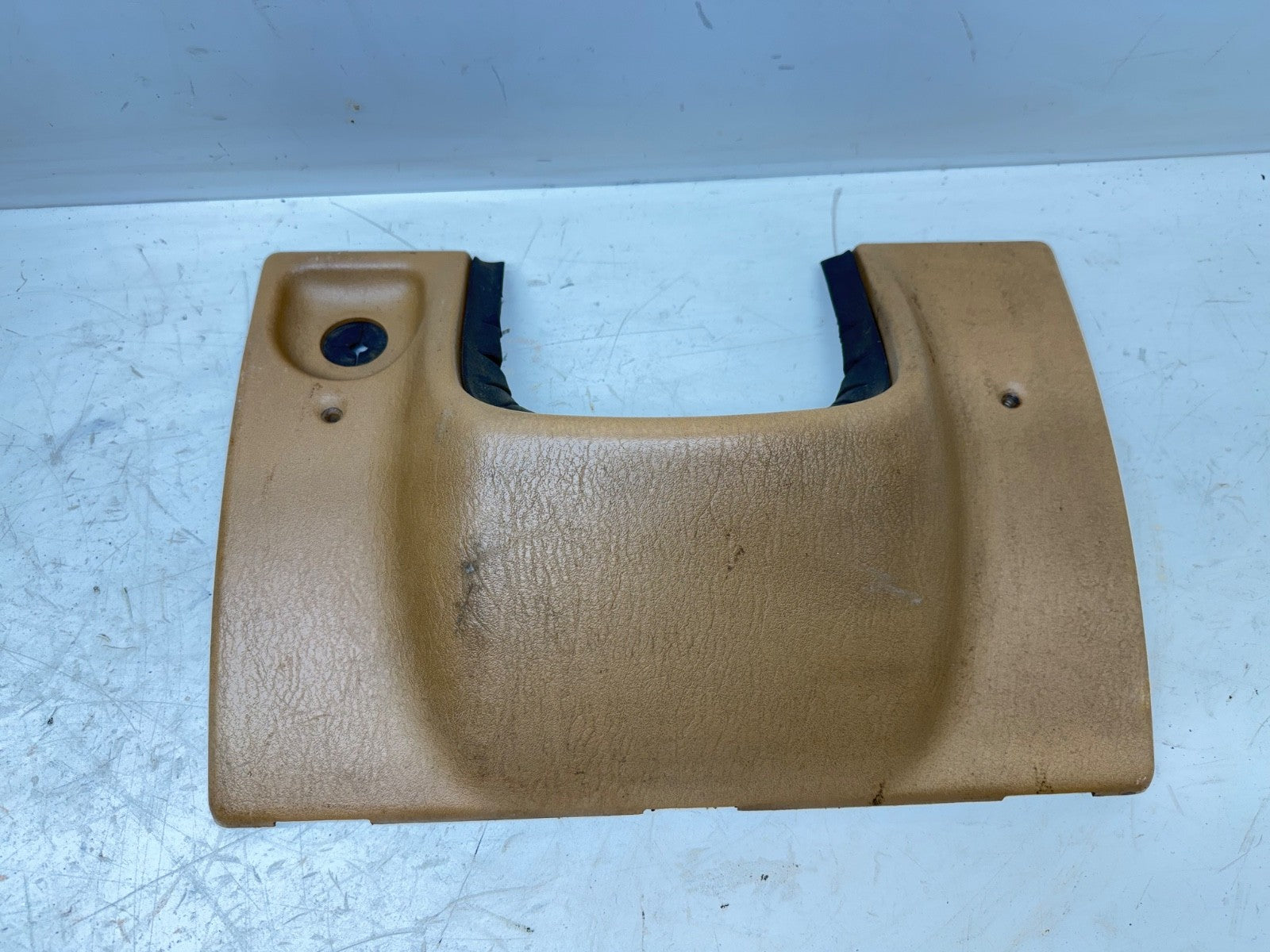 97-00 Jeep Wrangler TJ OEM Knee Bolster Trim Panel Saddle Tan 1997-2000 Factory