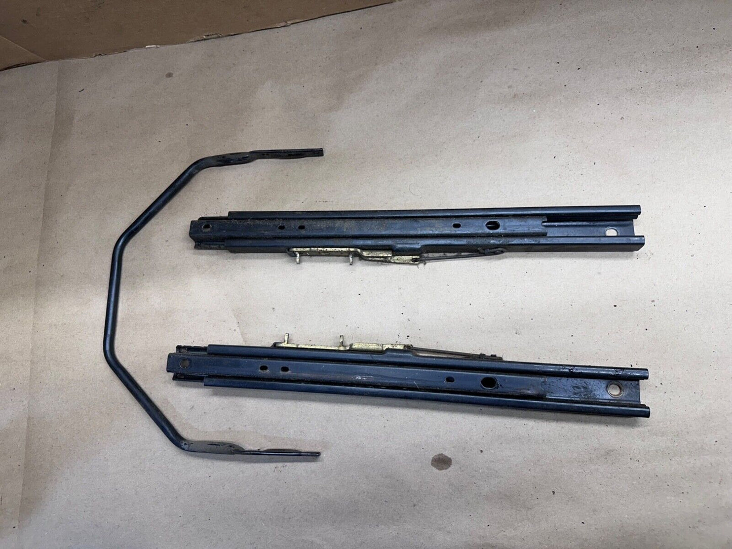 91-95 Jeep Wrangler YJ Left Right 11" and 14" Seat Adjuster Slider Track L R OEM