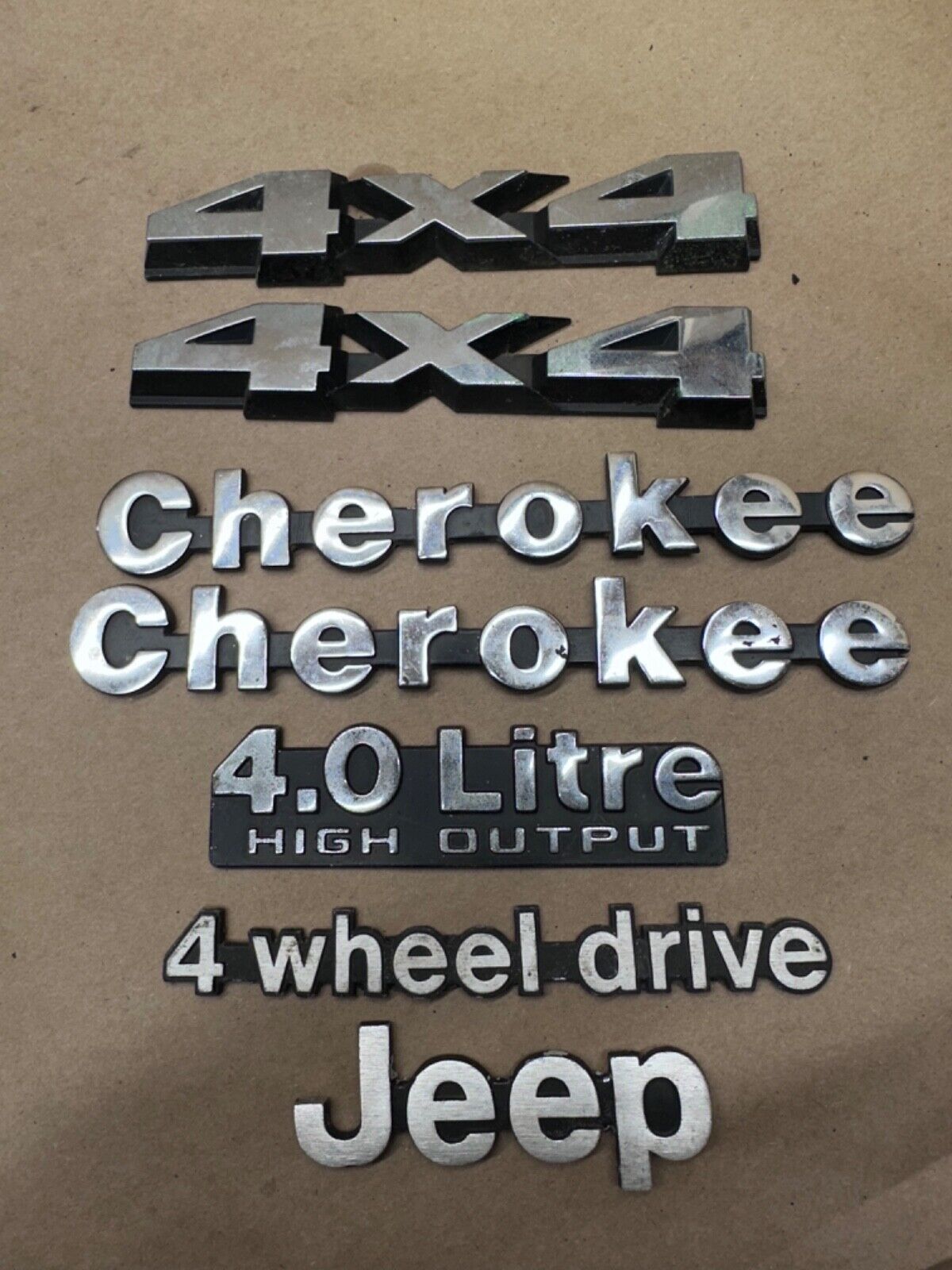 84-96 Jeep Cherokee XJ Fender Emblem Badge 4x4 4.0 Litre OEM Set Silver Factory