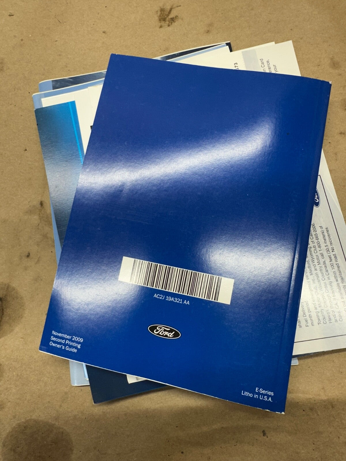 2010 Ford E-Series Econoline Owners Manual w/ Case & Supplements E150 E250 E350