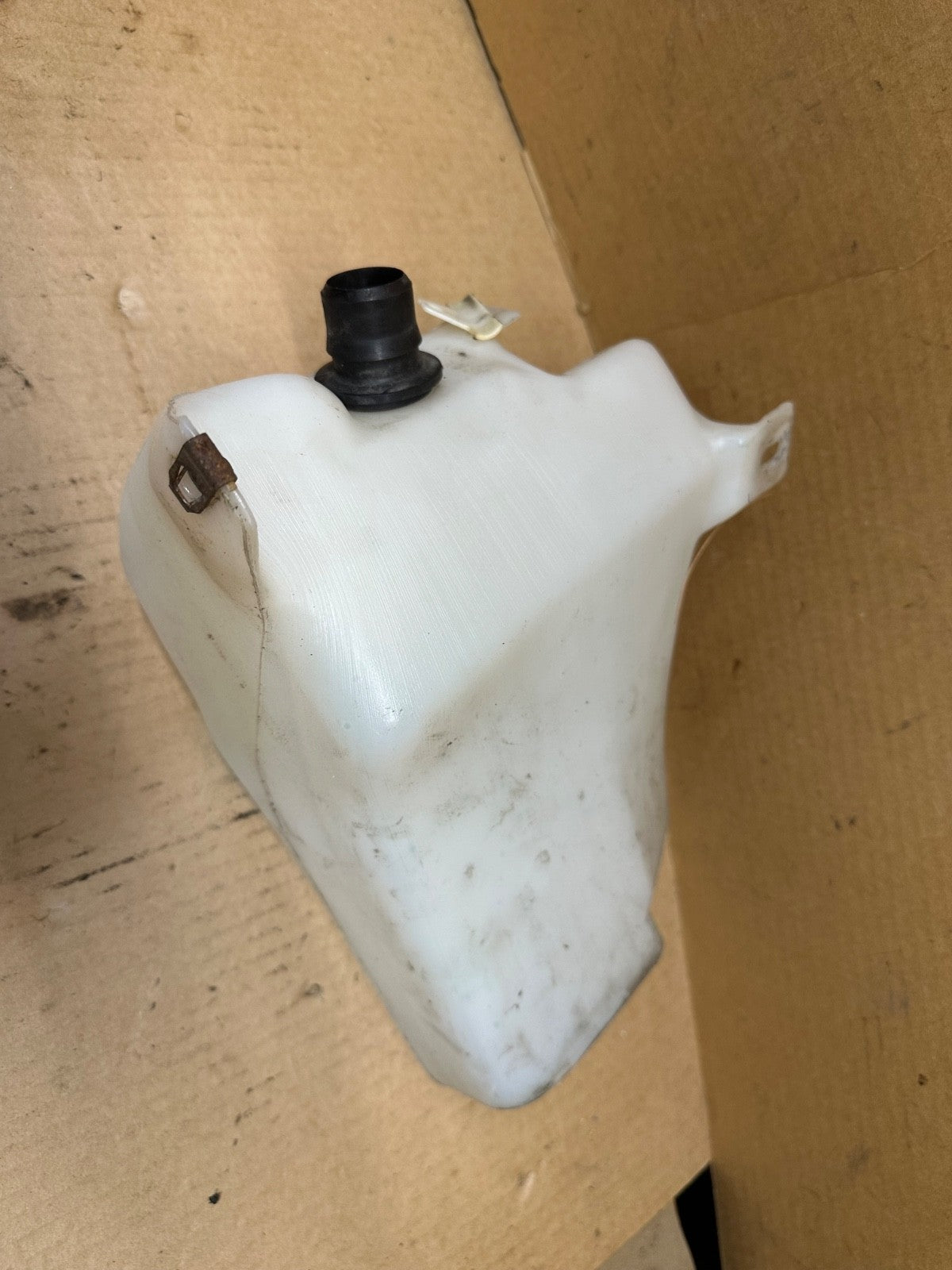08-20 Ford E-Series Wiper Washer Windshield Fluid Reservoir Tank OE Pump 150-35o