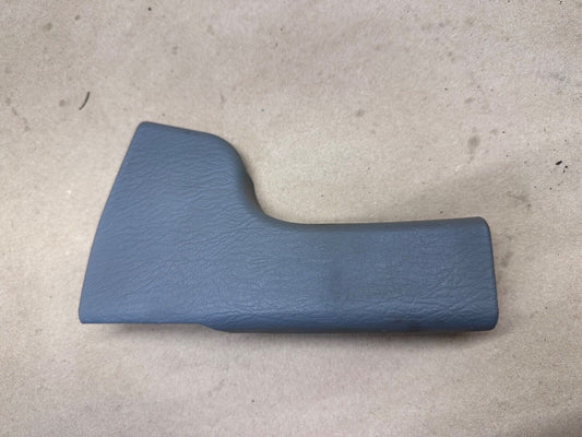 02-2007 Liberty KJ Right Passenger Front Seat Outer Recliner Trim Cover 586530RH