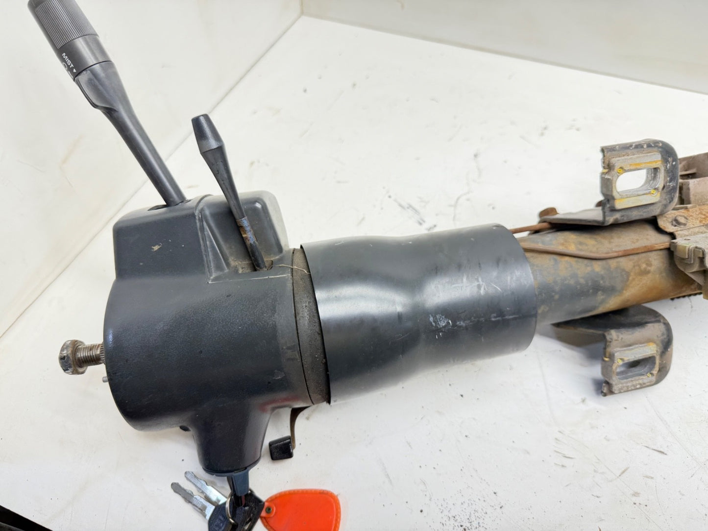 Jeep Wrangler YJ 87-95 Gray Standard Tilt Steering Column  w/Key Manual