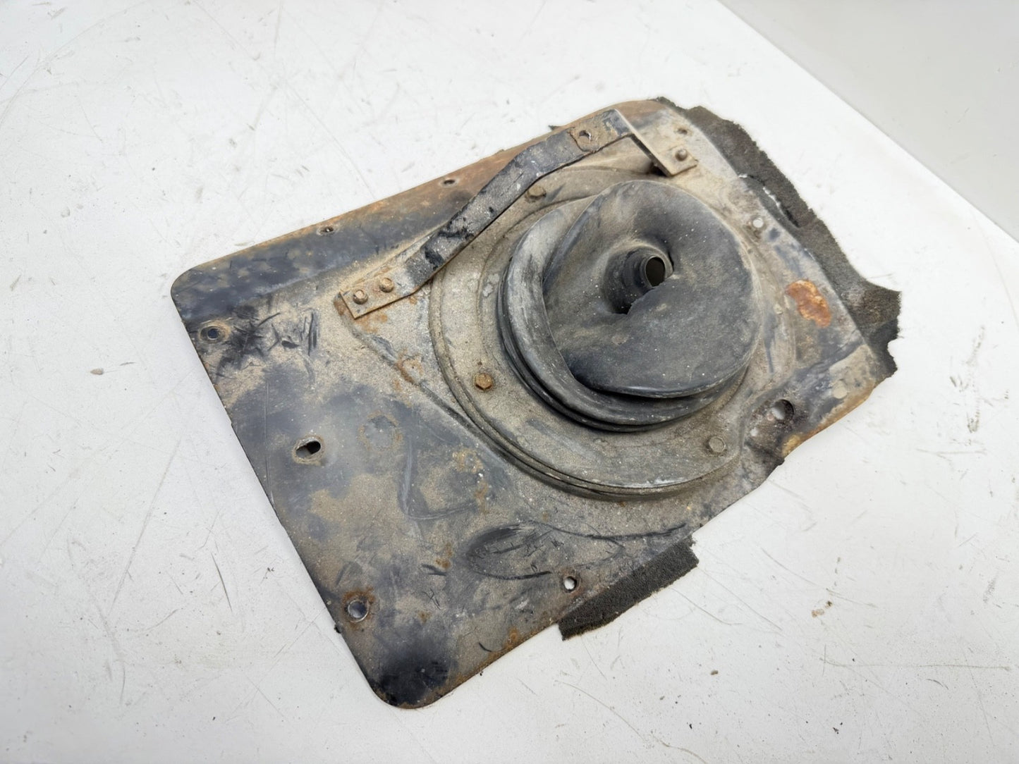 Jeep TJ Wrangler 97-02 Manual Transmission Tunnel Cover Shifter Plate 5spd Trans