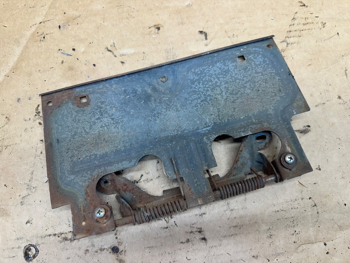 Jeep Wrangler YJ 87-95 Rear License Plate Mount Tag Bracket Factory OEM Gas Flap