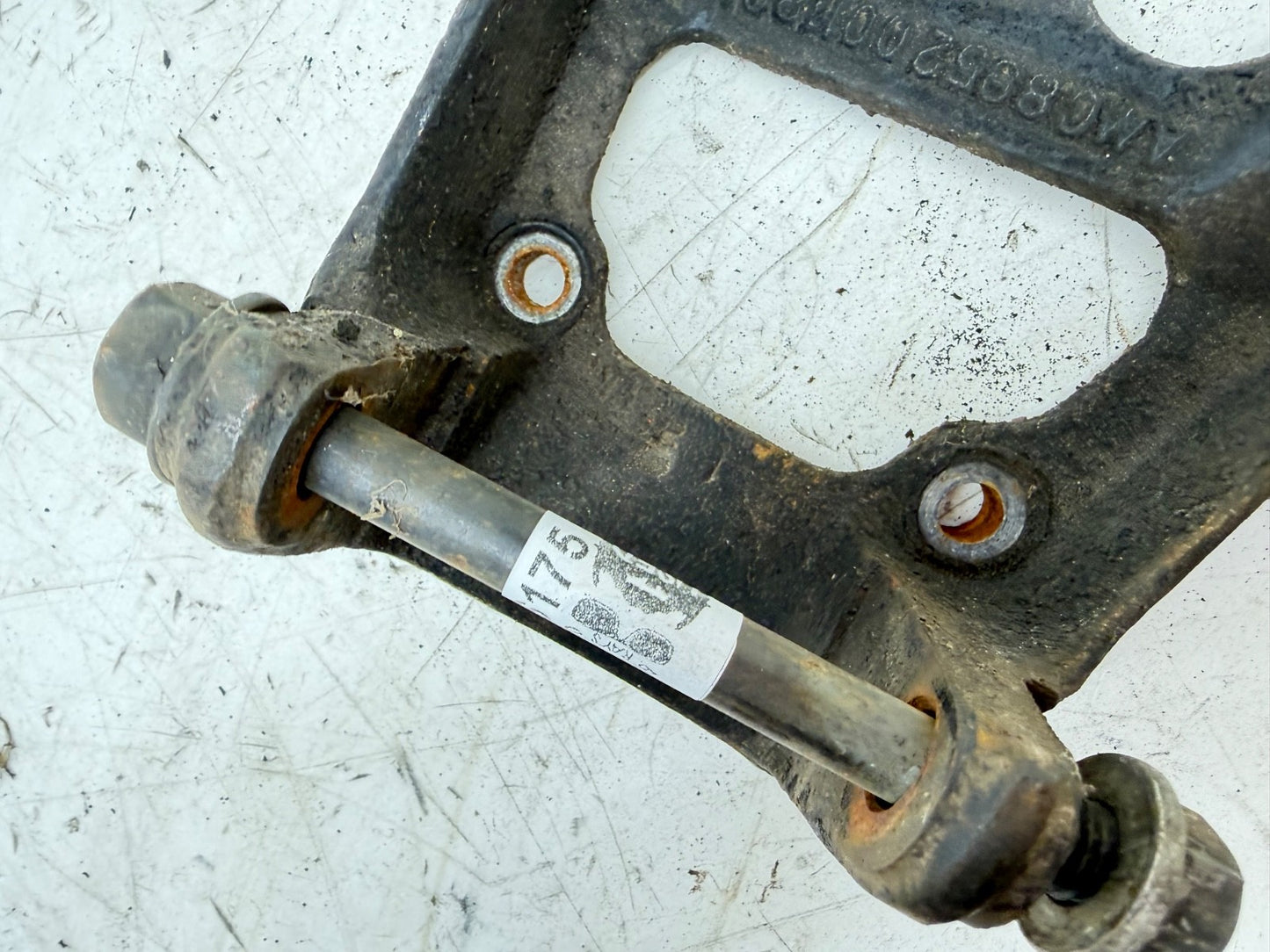 Jeep Wrangler YJ 87-90 2.5 L 4 Cyl Passenger Side Motor Engine Mount 8952001182