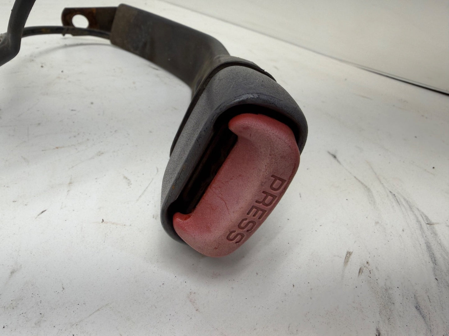 97-02 Jeep Wrangler TJ OEM Driver Left Front Female Seat Belt End Buckle Latch