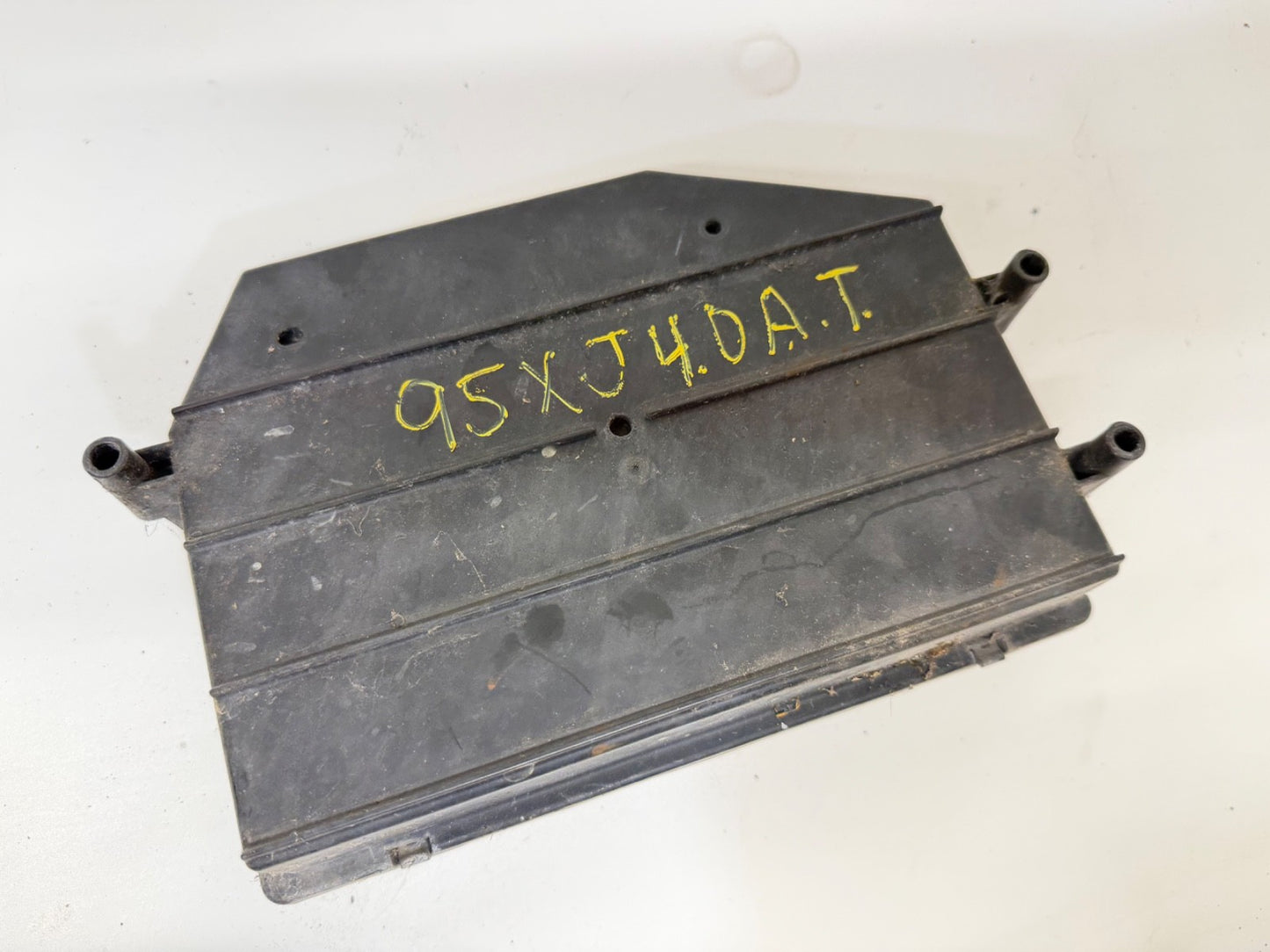 94-95 1994-1995 JEEP CHEROKEE 4.0L Engine Control Module ECU ECM 56026948