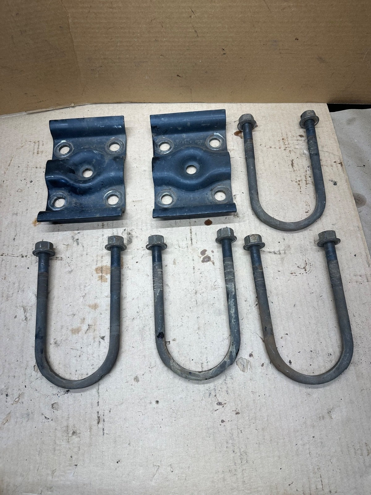 08-24 Ford Rear Leaf Spring U-Bolt Mount Plate F2UZ-5798-A E 150 250 350 Set OEM
